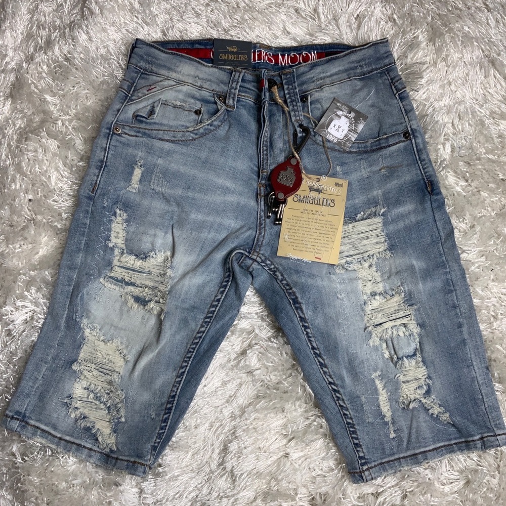 Smuggler’s Moon Men’s Dark Indigo Ripped Denim Shorts Size 28
